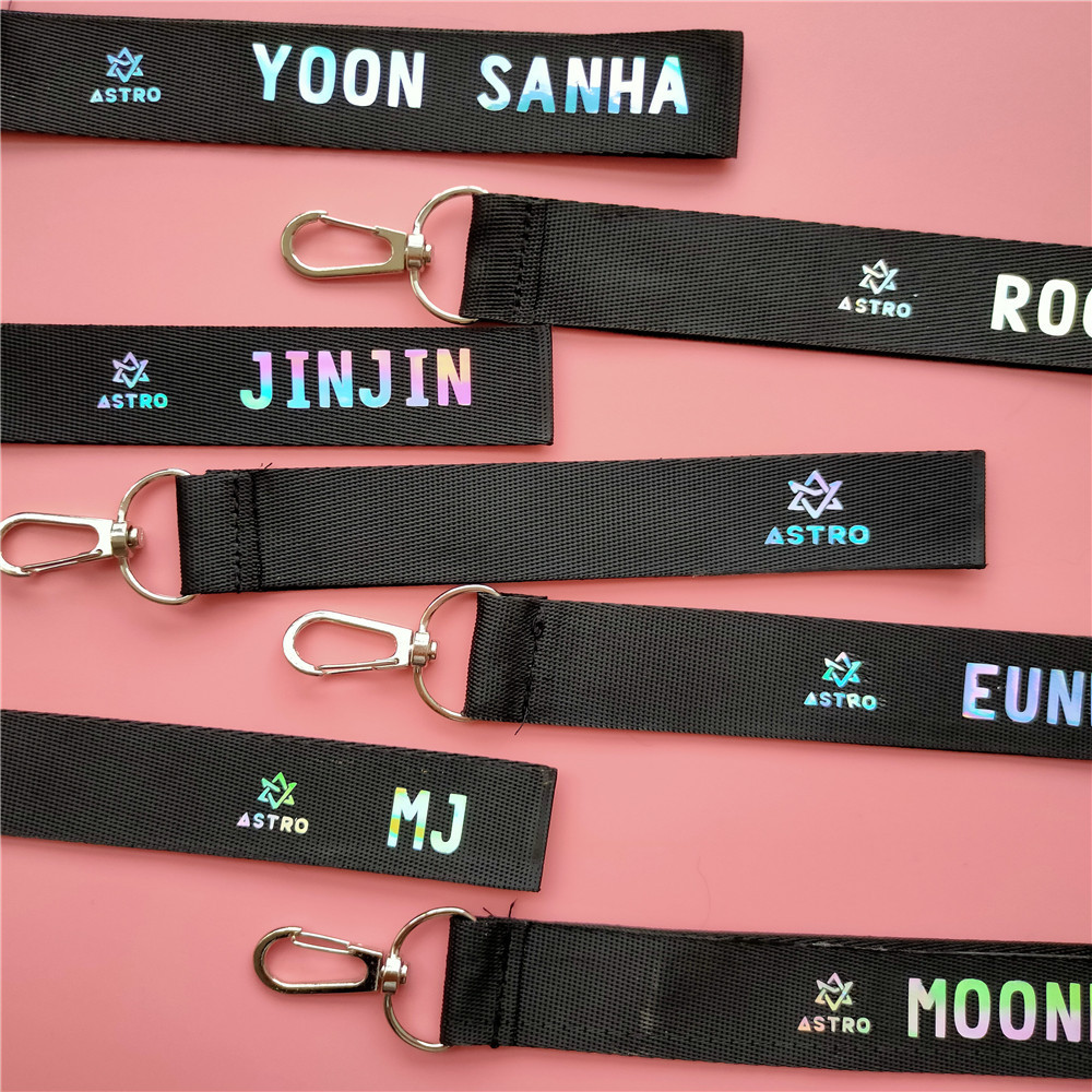 아이돌스 아스트로 키체인 레이저 컬러풀 핸드폰 줄 문빈 - Phone Accessories And Names 리뷰 및 가격